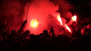 Prancis ke Final Piala Dunia 2022, Paris Gegap-gempita