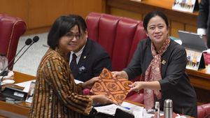 Senyum Sri Mulyani dan Puan Maharani saat UU PPSK Disahkan