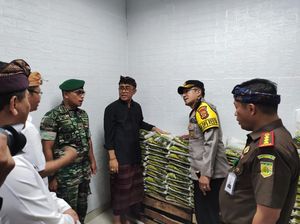 Kontrol Inflasi Jelang Nataru, Dandim 1611/Badung Sidak Pasar Badung Kontrol Inflasi Jelang Nataru, Dandim 1611/Badung Sidak Pasar Badung