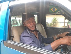 Protes Sopir Angkot Kerap Dituduh Biang Kerok Kemacetan di Bandung