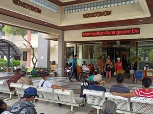 Pelayanan RSUD Karangasem Mulai Normal Pasca Gempa M 5,2 Pelayanan RSUD Karangasem Mulai Normal Pasca Gempa M 5,2