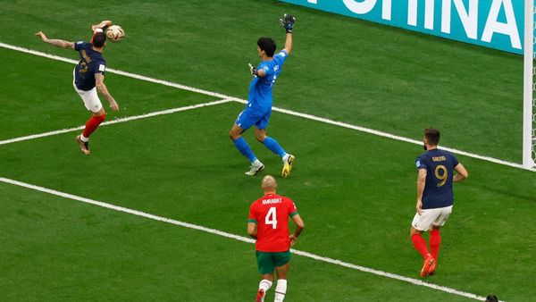 Gol Akrobatik Theo Hernandez yang Membuka Jalan Prancis