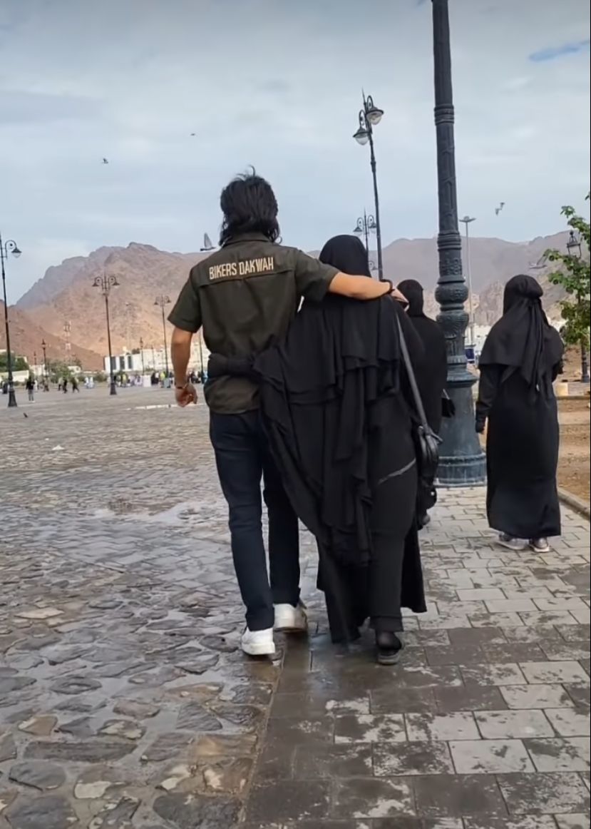 Abidzar Al Ghifari Abidzar Al Ghifari