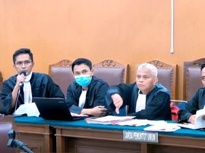 Sidang Perusakan CCTV Kasus Yosua Diwarnai Debat Panas JPU Vs Pengacara Irfan Sidang Perusakan CCTV Kasus Yosua Diwarnai Debat Panas JPU Vs Pengacara Irfan