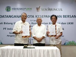 Sido Muncul-KemenkopUKM Teken MoU Berdayakan UKM Pasok Bahan Baku Jamu