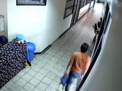 Kronologi Maling Terekam CCTV Curi Tas dan HP di Kampus C Unair