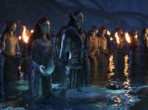 Kate Winslet dan Cliff Curtis dalam Avatar 2: The Way of Water © 2022 20th Century Studios. All Rights Reserved.