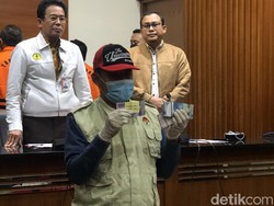 Waka DPRD Jatim Terima Suap Pakai Dolar Singapura hingga Pecahan Rp 10 Ribu