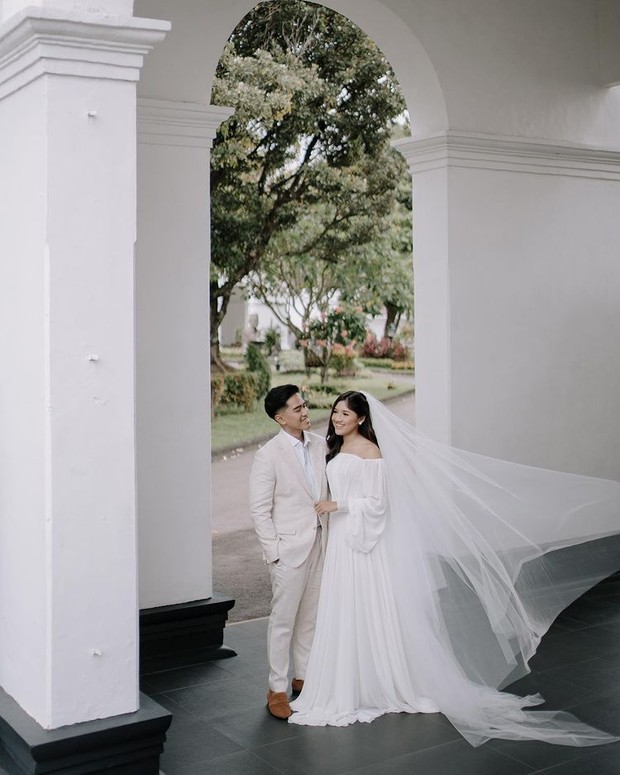 Belum lama saling mengenal, Kaesang dan Erina mantap menikah/Foto: Instagram/@erinagudono Belum lama saling mengenal, Kaesang dan Erina mantap menikah/Foto: Instagram/@erinagudono