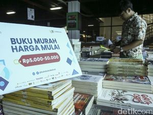 Berburu Buku Murah di Jakbook Festival 2022 Berburu Buku Murah di Jakbook Festival 2022