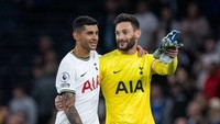 Tottenham Hotspur memiliki Cristian Romero yang membela Argentina dan Hugo Lloris yang menjadi kapten Prancis. Foto: Getty Images/Sebastian Frej/MB Media