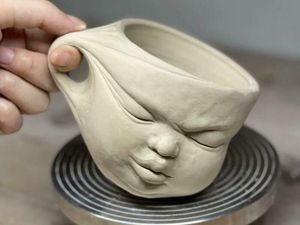 Cocok Dikoleksi! 10 Gelas Keramik Ini Punya Desain yang Unik