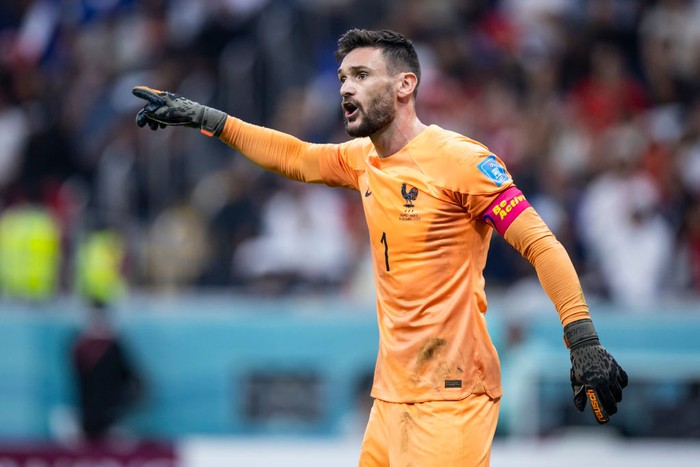 14 December 2022, Qatar, Al-Chaur: Soccer: World Cup, France - Morocco, final round, semi-final, Al-Bait stadium, France goalkeeper Hugo Lloris gestures. Photo: Tom Weller/dpa (Photo by Tom Weller/picture alliance via Getty Images)