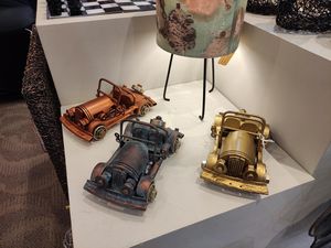 Ubah Onderdil & Logam Bekas Jadi Karya Estetik, UMKM Ini Cuan Besar! Ubah Onderdil & Logam Bekas Jadi Karya Estetik, UMKM Ini Cuan Besar!