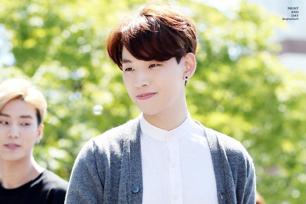 Mantan member DAY6 memiliki waktu yang singkat bersama grup / Foto: koreaboo.com