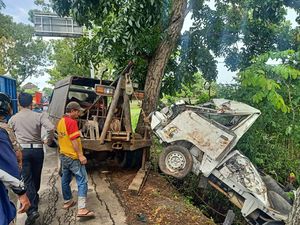 2 Korban Pikap Nyebur Sawah di Jembrana Dirujuk ke RSUP Prof Ngoerah 2 Korban Pikap Nyebur Sawah di Jembrana Dirujuk ke RSUP Prof Ngoerah