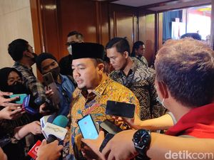 KPU RI Belum Bahas Ketua Definitif, Tunggu Proses PAW di Komisi II DPR