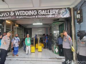Cekcok Warnai Eksekusi Studio Foto di Singaparna Tasikmalaya