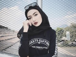 Riesca Rose Berhijab Bukan Ikut-ikutan Idola atau Hijrah