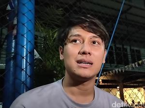 Respons Rizky Billar Dikaitkan Artis R yang Terlibat Kasus Rafael Alun Respons Rizky Billar Dikaitkan Artis R yang Terlibat Kasus Rafael Alun