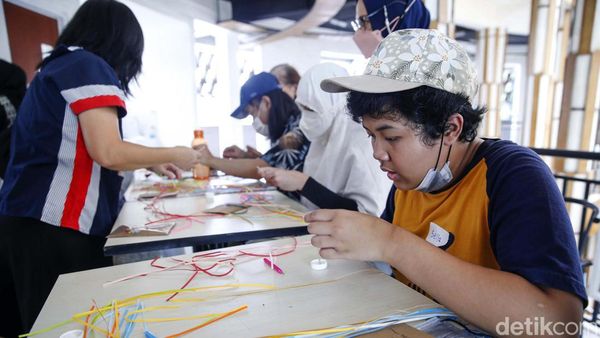 Saat Anak Berkebutuhan Khusus Mengasah Keterampilan