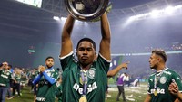 Real Madrid mendapatkan Endrick Felipe di tahun 2022, tapi baru akan gabung pada tahun 2024 ketika si striker berusia 18 tahun (Reuters)