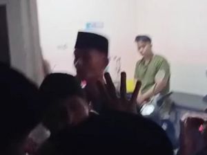 RSUD Grati Tak Perpanjang Kontrak Bidan dan Perawat yang Digerebek Selingkuh RSUD Grati Tak Perpanjang Kontrak Bidan dan Perawat yang Digerebek Selingkuh