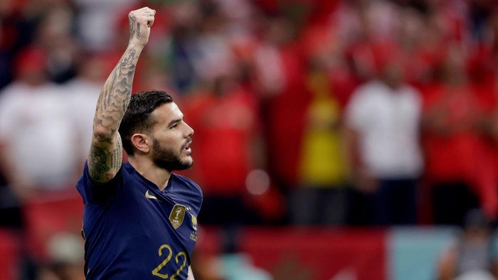Theo Hernandez AL KHOR, QATAR - DECEMBER 14: Theo Hernandez of France celebrates 1-0  during the  World Cup match between France  v Morocco at the Al Bayt Stadium on December 14, 2022 in Al Khor Qatar (Photo by Rico Brouwer/Soccrates/Getty Images)