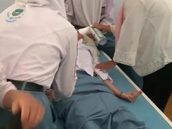 Viral Siswa SMA Jombang Tumbang Usai Dihukum Push Up 150 Kali