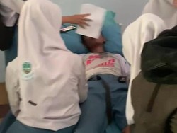 Heboh 2 Pelajar SMA Diviralkan Tumbang gegara Dihukum Push Up 150 Kali