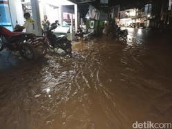 Banjir Bandang Terjang Cianjur, 445 Warga Terdampak