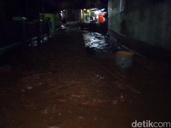 Imbas Banjir Sumedang, 383 Orang Mengungsi di 3 Lokasi