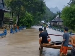5 Desa di Pinrang Diterjang Banjir-Longsor, Akses Jalan Terhambat