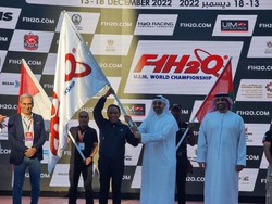 Indonesia Terima Simbol Tuan Rumah F1 Powerboat Seri Dunia 2023