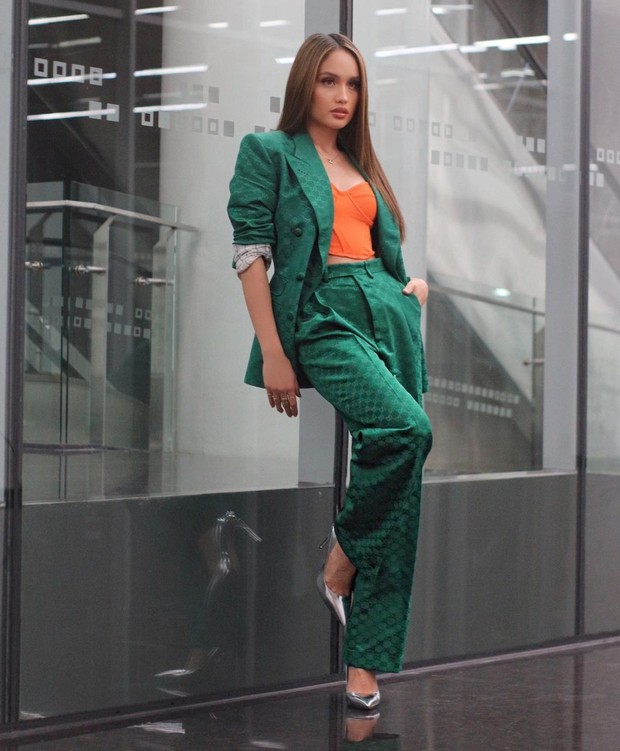 Gaya fashion Cinta Laura Kiehl