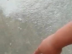 Hujan Es Sebesar Kuku Orang Dewasa Guyur Lamongan