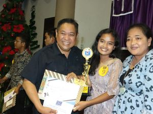 Bupati Dairi Eddy Keleng Apresiasi Lomba Vocal Solo LPPD Bupati Dairi Eddy Keleng Apresiasi Lomba Vocal Solo LPPD