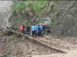 Longsor Susulan Terjang Mappak Tana Toraja, Warga 1 Kecamatan Terisolir
