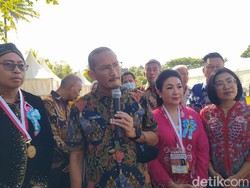 Sandiaga Belum Izinkan Wisatawan Naik ke Candi Borobudur, Ini Alasannya
