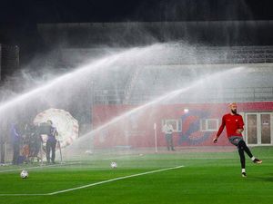 Bagaimana Negara Gurun Seperti Qatar Rawat Lapangan Rumput di Stadion?