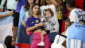 Foto WAGs Argentina Agustina Gandolfo, Suka Pamer Perut Rata di Piala Dunia