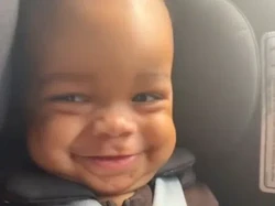 Rihanna Akhirnya Ungkap Wajah Anaknya dengan A$AP Rocky