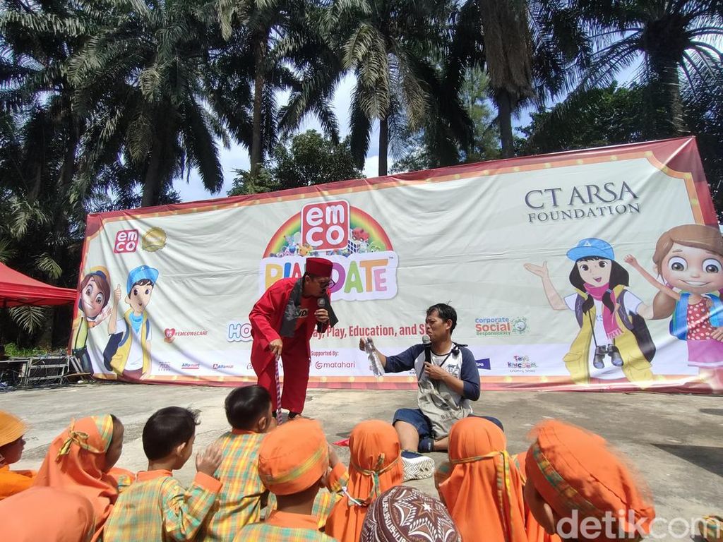 Antusiasme Anak Binaan CT ARSA Foundation Dengarkan Dongeng Bertema Kebaikan