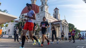Antusias Warga Semarang Ikut Ajang Lomba Lari 10K