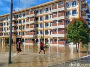 Banjir Rendam Rusunawa Rancaekek Bikin Penghuni Terisolir Banjir Rendam Rusunawa Rancaekek Bikin Penghuni Terisolir