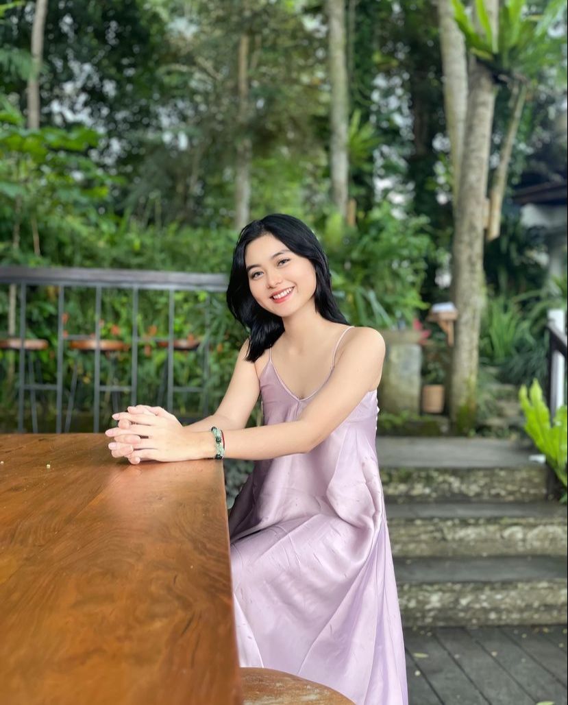 Cesen Yansen Indiani Eks JKT48 Cesen Yansen Indiani Eks JKT48