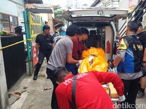 Wanita Cimahi Tewas di Kamar Mandi Kontrakan Korban Pembunuhan! Wanita Cimahi Tewas di Kamar Mandi Kontrakan Korban Pembunuhan!