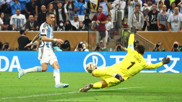 Soccer Football - FIFA World Cup Qatar 2022 - Final - Argentina v France - Lusail Stadium, Lusail, Qatar - December 18, 2022 Argentina's Angel Di Maria scores their second goal REUTERS/Carl Recine
