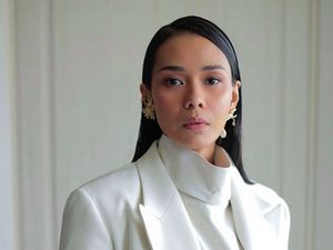 Jawaban Menohok Adinia Wirasti Usai Disindir Netizen Kurang Terkenal Jawaban Menohok Adinia Wirasti Usai Disindir Netizen Kurang Terkenal