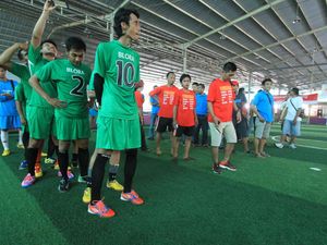 Penampakan Iptu Umbaran Nyaru Wartawan Juara Futsal Pakai Jersey No 10 Penampakan Iptu Umbaran Nyaru Wartawan Juara Futsal Pakai Jersey No 10